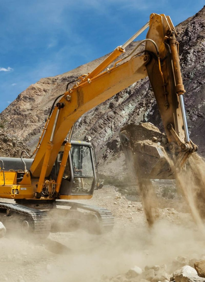 road-construction-in-himalayas-1.jpg